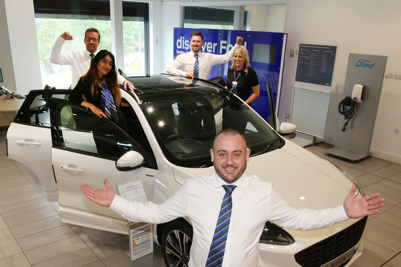 Ford Glasgow L- R : Peter Bree,  Mehak Chaudhary, Mark Super (General Manager) Declan Marshall, Rachel Forbes 