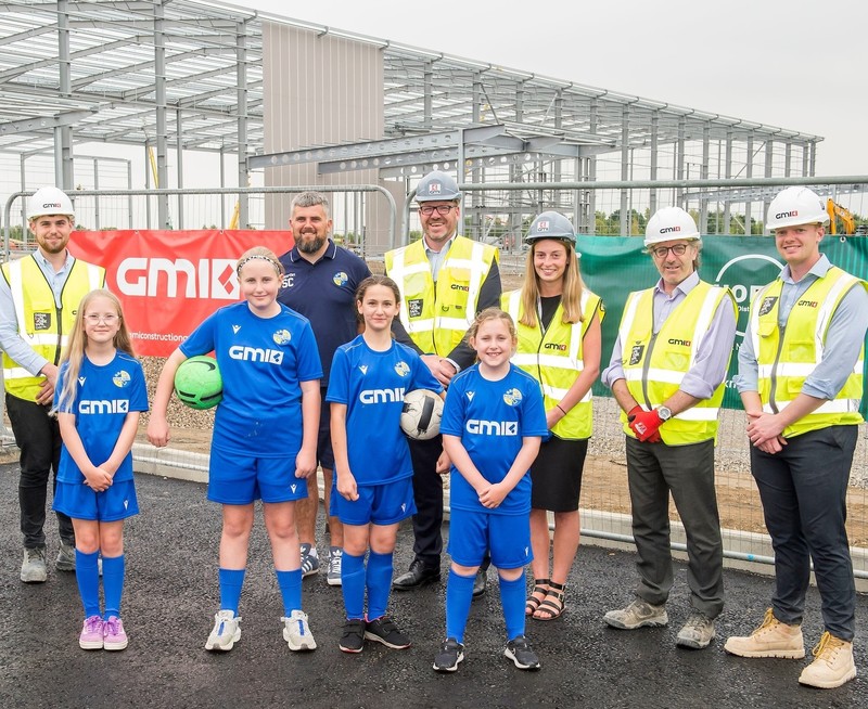 L-R (Back): Technical Apprentice Archie Bean, Belles’ Chairperson Scott Cooper, Aine Abbott, Senior Project Manager Alan Domville, Senior Site Manager, Matthew Foster and (front) Ellie Cooper, Andrew Hurcomb Divisional Managing Director, Yorkshire, Lyla C