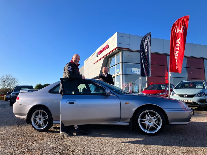 Vertu Honda Lincoln Aftersales Manager Jason Crookes with Divisional Aftersales Director Gavin Drakes with the Honda Prelude
