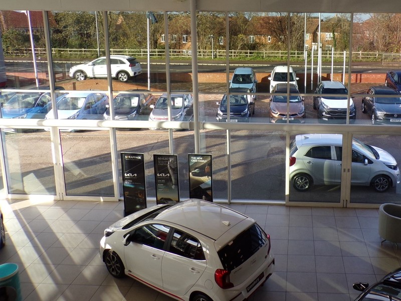 Grovebury Kia Dunstable has been acquired by Brayleys Cars