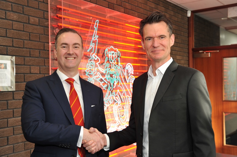L-R: Chris McDonald welcomes interim CEO Jonathon Stormon to the Materials Processing Institute